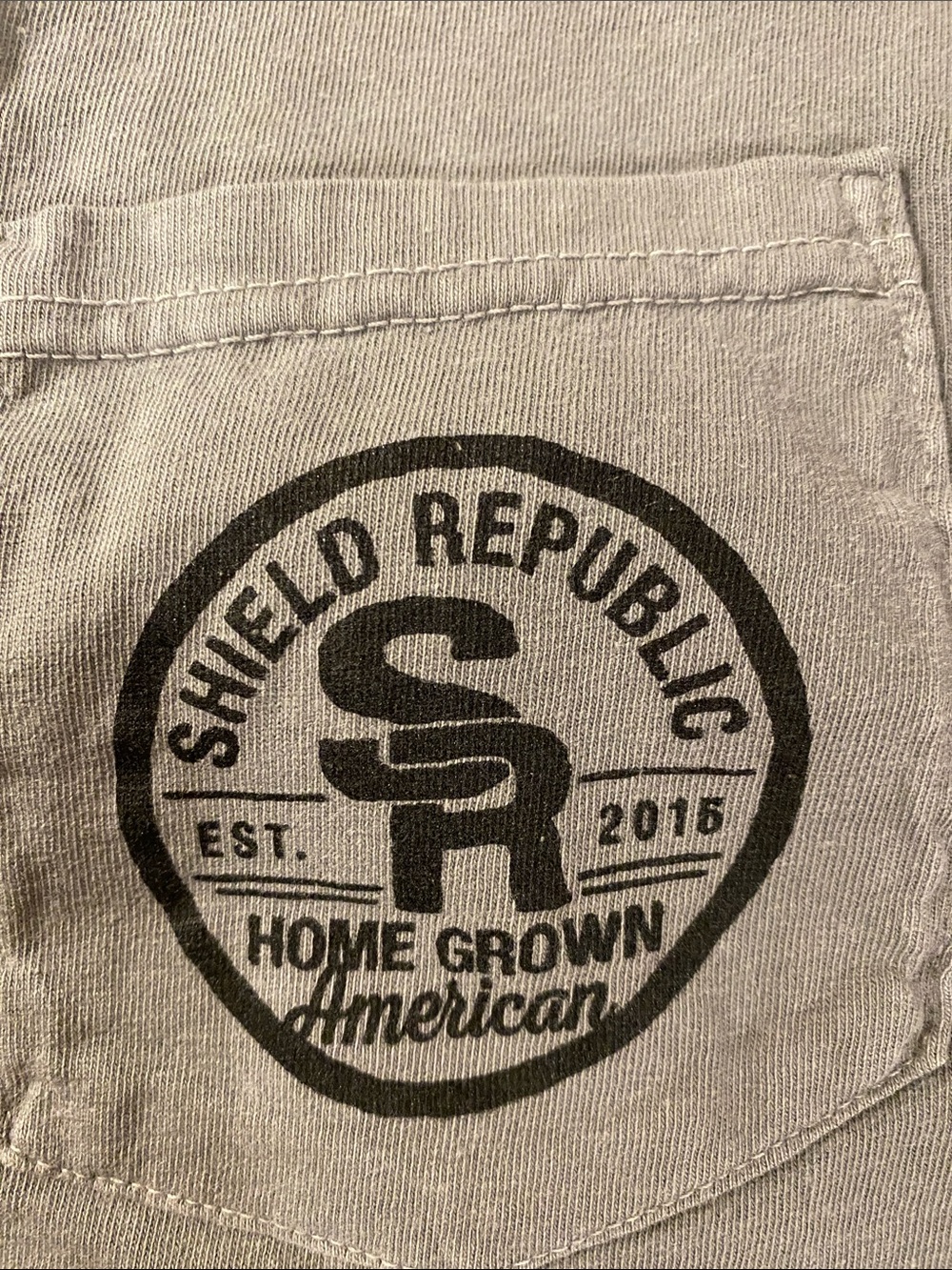 Men’s Short Sleeve Pocket Tee in Beige